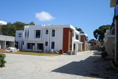 4 Bed Villa in Nyali Area