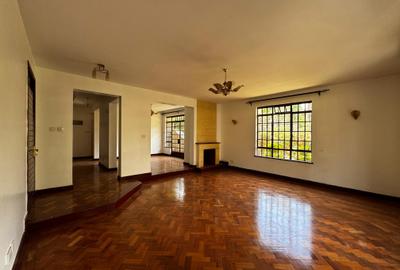 4 Bed Townhouse with En Suite in Lavington