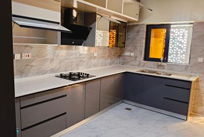 3 Bed Apartment with Gym at Parklands - 2