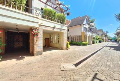5 Bed Townhouse with En Suite in Lavington