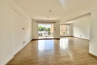 4 Bed Apartment with En Suite in Parklands