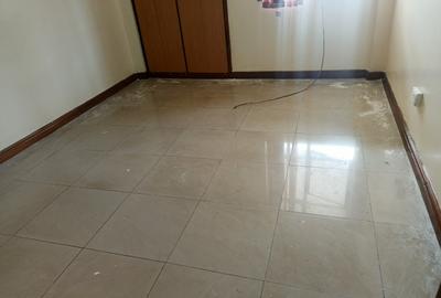 Commercial Property with Service Charge Included in Kilimani - 3