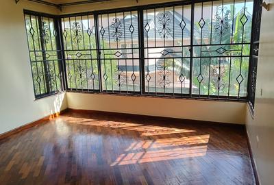 4 Bed Townhouse with En Suite at Ridgeways - 3