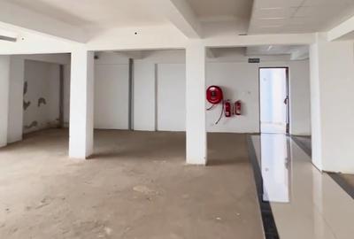 1,600 ft² Commercial Property with Service Charge Included at Mara Road