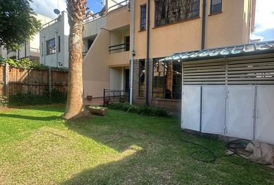 5 Bed Townhouse with En Suite at Convent Drive