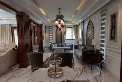 5 Bed Townhouse with En Suite in Lavington - 4