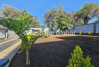 5 Bed House with En Suite in Runda - 2