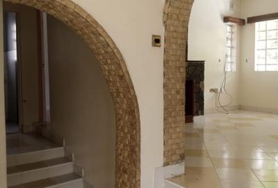 4 Bed House with En Suite in Ongata Rongai - 3