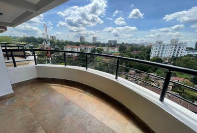 4 Bed Apartment with En Suite in Riverside