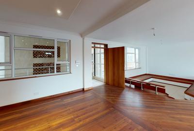 3 Bed Apartment with En Suite at Parklands