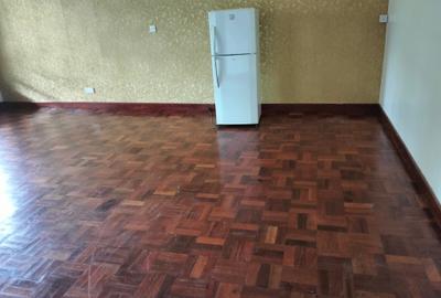 5 Bed Townhouse with En Suite in Lavington