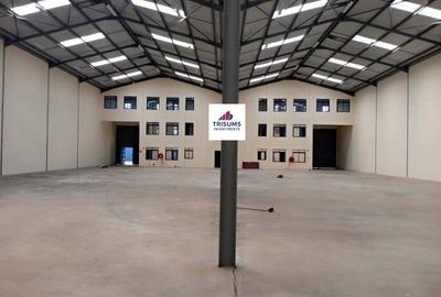 22,600 ft² Warehouse with Fibre Internet in Industrial Area - 3