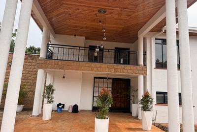 5 Bed House with En Suite at Evergreene - 2