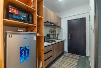 Furnished 1 Bed Apartment with En Suite in Riverside - 4