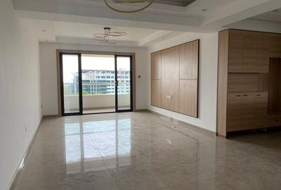 3 Bed Apartment with En Suite at Riverside