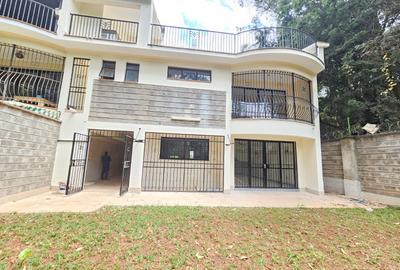 4 Bed Townhouse with En Suite in Spring Valley