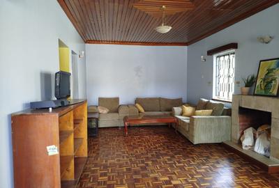 2 Bed House with En Suite in Karen - 2