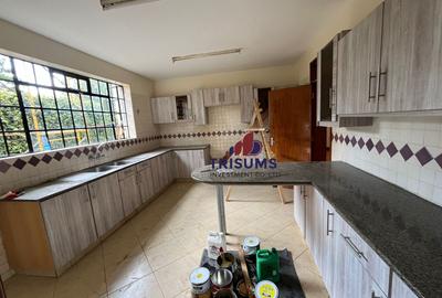 4 Bed Townhouse with En Suite at Westlands