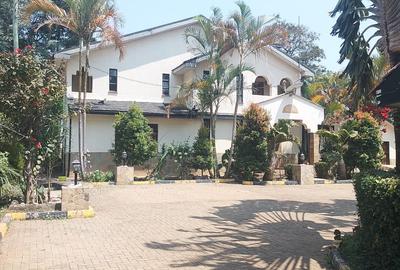 5 Bed Villa with En Suite at Mimmosa - 3