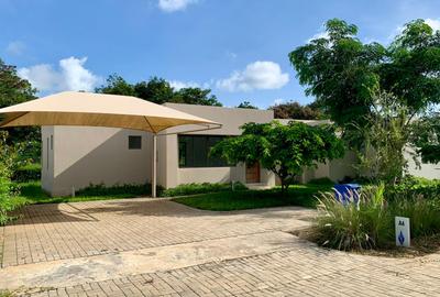 3 Bed Villa with En Suite in Vipingo