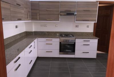 2 Bed Apartment with En Suite at St Michael'S Rd - 2