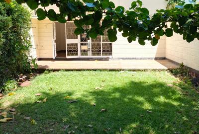 2 Bed House with En Suite at Lavington
