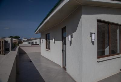 4 Bed Townhouse with En Suite in Runda
