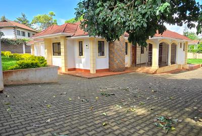 4 Bed House with En Suite in Runda