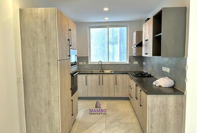 2 Bed Apartment with En Suite at Rhapta Rd