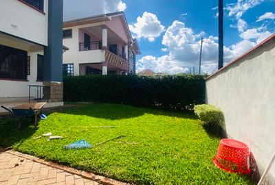 4 Bed Townhouse with En Suite in Ruiru - 2