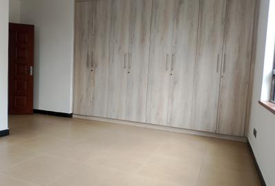 2 Bed Apartment with En Suite at Parklands - 3