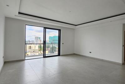 2 Bed Apartment with En Suite in Brookside - 2