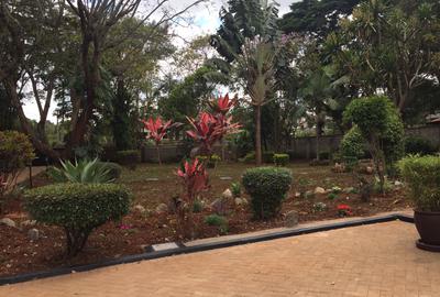 4 Bed House with En Suite in Gigiri