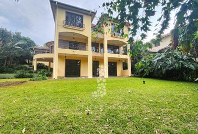 5 Bed Townhouse with En Suite in Lower Kabete