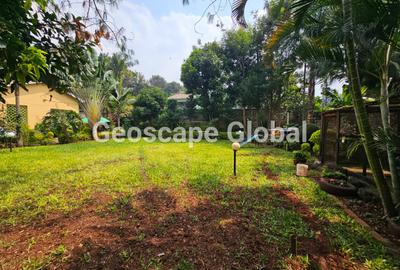 5 Bed House with En Suite in Nyari