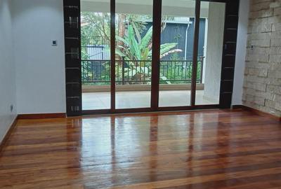 5 Bed Townhouse with En Suite in Lavington - 4