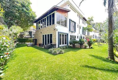 5 Bed Townhouse with En Suite in Lavington