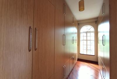 4 Bed Townhouse with En Suite at Karen
