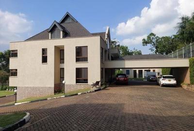 5 Bed House with En Suite in Muthaiga