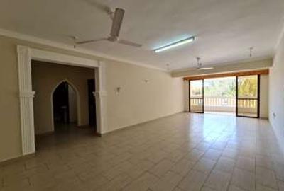 3 Bed Apartment with En Suite at Moyne Drive Nyali