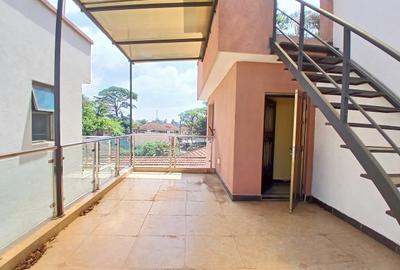 5 Bed Townhouse with En Suite at Lavington Green - 2