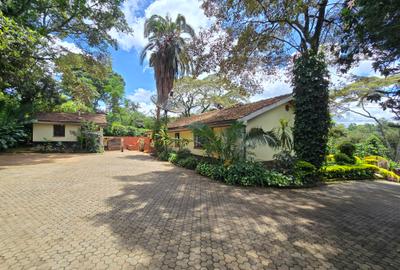 4 Bed House with En Suite in Loresho - 2