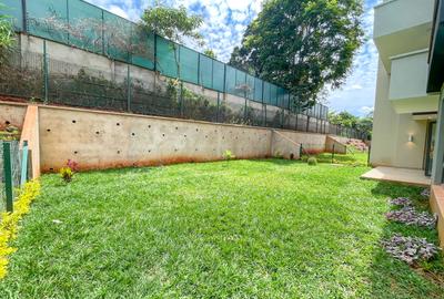 4 Bed Townhouse with En Suite in Gigiri