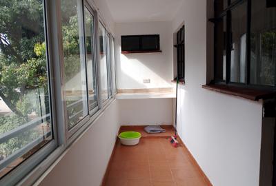 Serviced 3 Bed Apartment with En Suite at Westland
