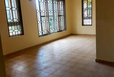 3 Bed Apartment with En Suite in Mtwapa