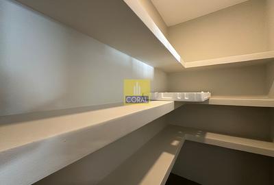 3 Bed Apartment in Riverside - 4