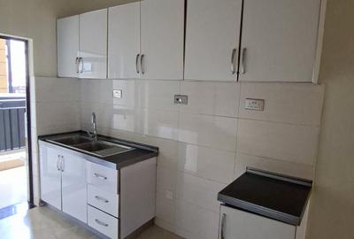 2 Bed Apartment with En Suite at Kindaruma Road - 4