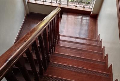 4 Bed Townhouse with En Suite at Kileleshwa