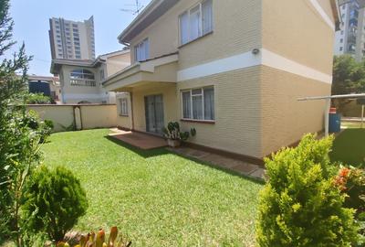 5 Bed Townhouse with Staff Quarters in Kilimani