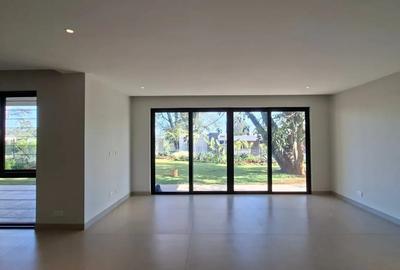 3 Bed Apartment with En Suite in Loresho - 4